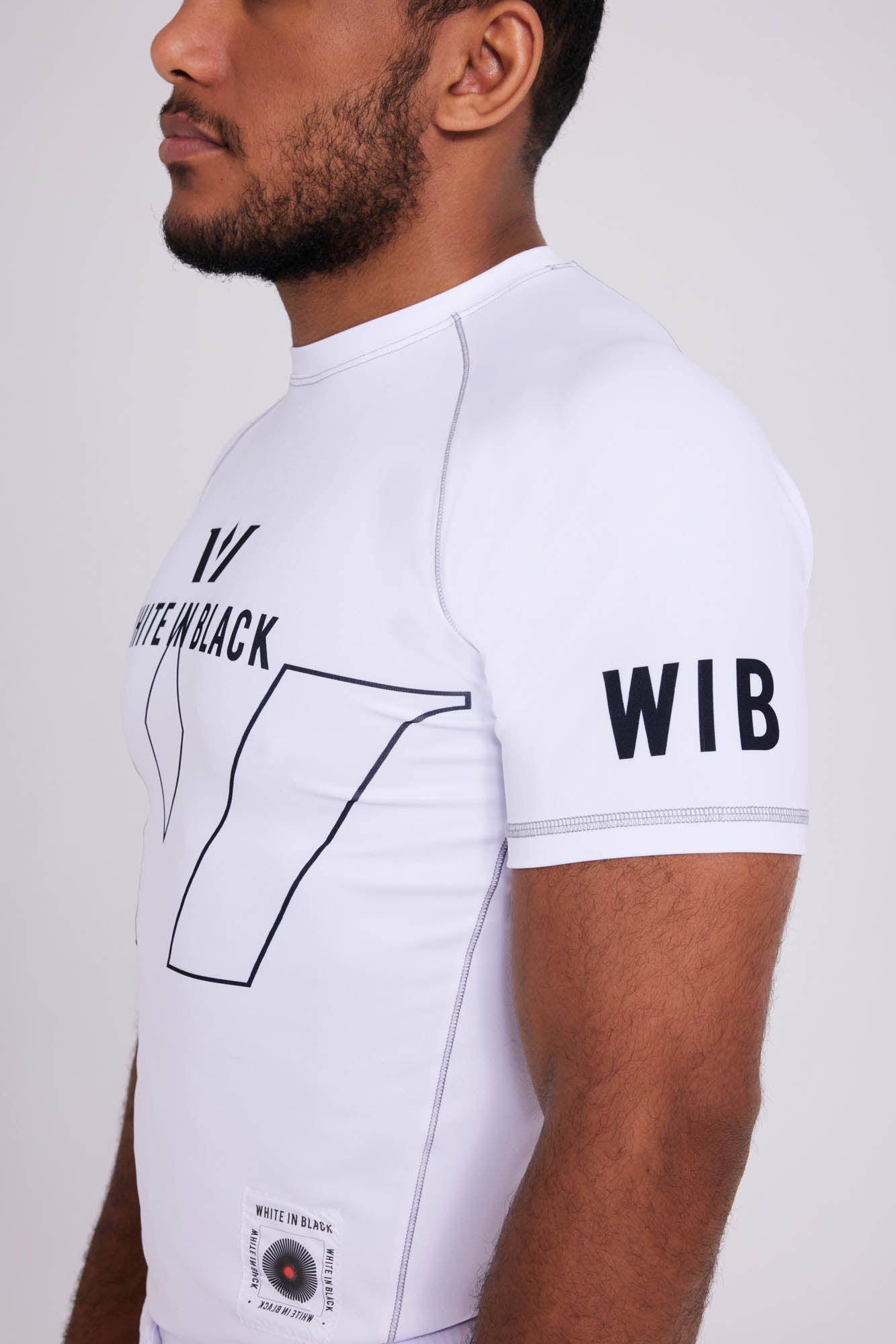 COLL1: Beyaz Rash Guard